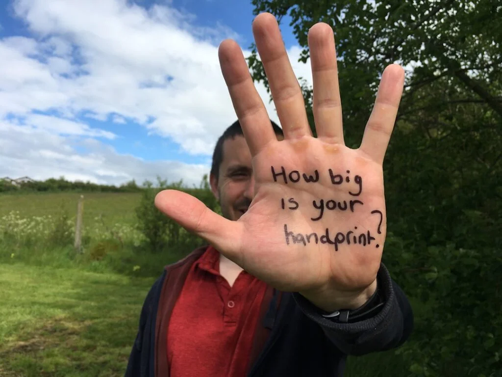 Cần làm gì và tìm sự hỗ trợ ở đâu khi gặp vấn đề về nhập cư tại Thụy Điển?