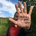 Cần làm gì và tìm sự hỗ trợ ở đâu khi gặp vấn đề về nhập cư tại Thụy Điển?